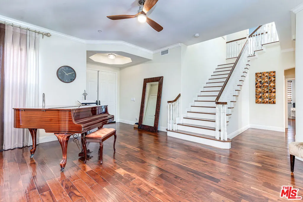 716 Amy Lane, Redondo Beach, California 90278 home-pic-11